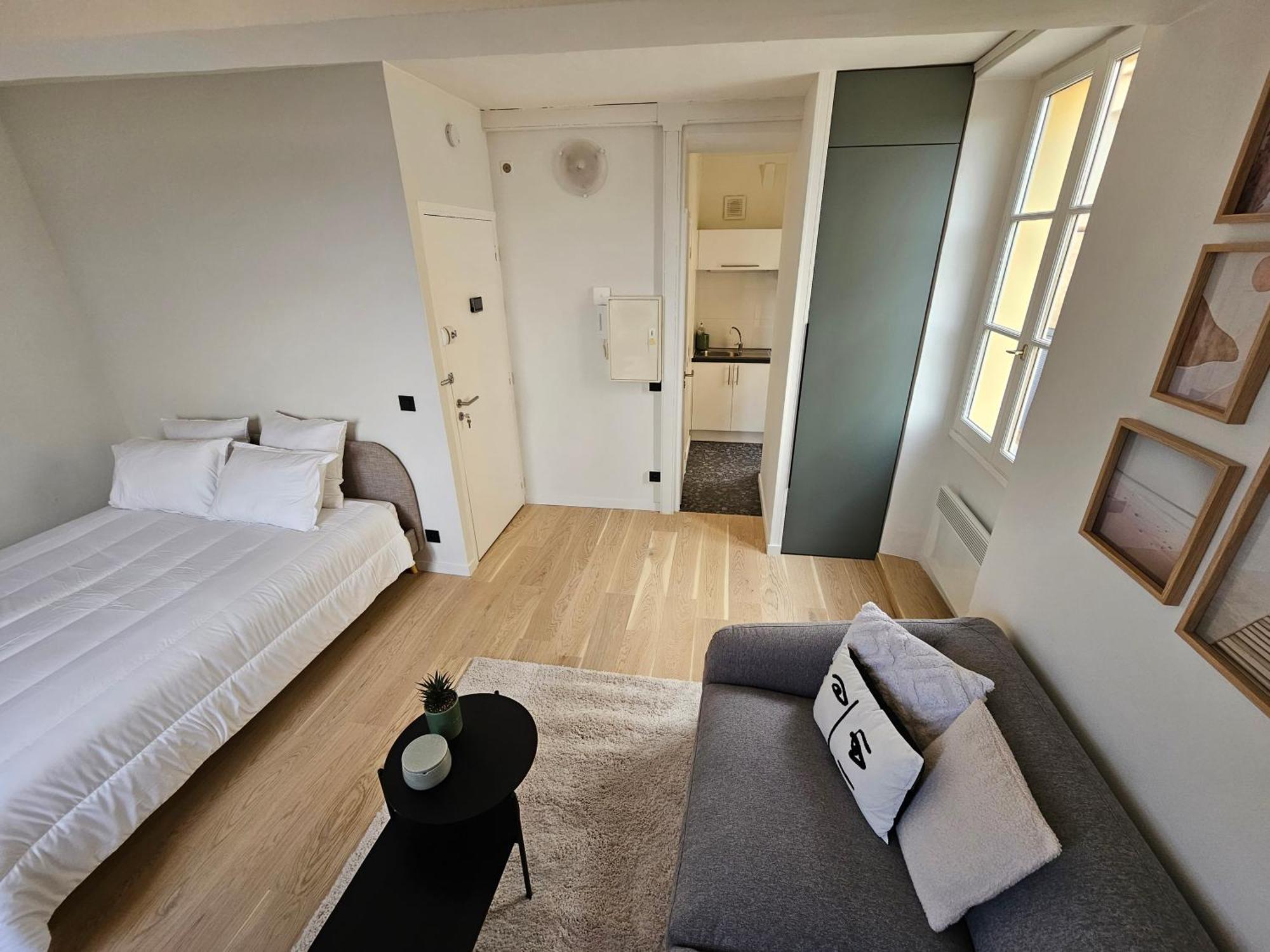 Face Port Vauban - En Plein Coeur Du Vieil Antibes Apartment Екстериор снимка